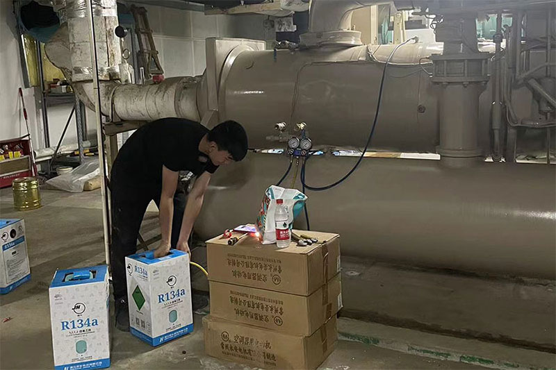 换冷冻油.jpg